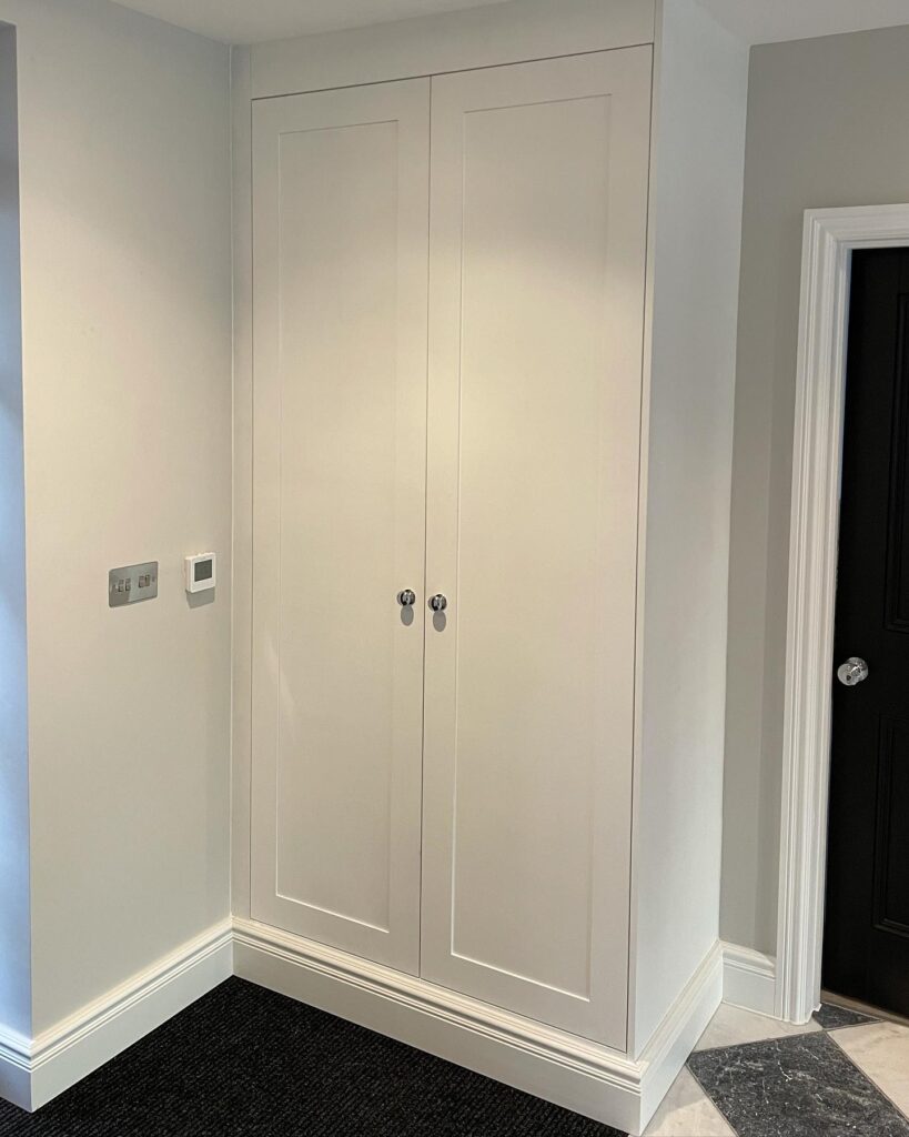 Alcove wardrobes in {Location}