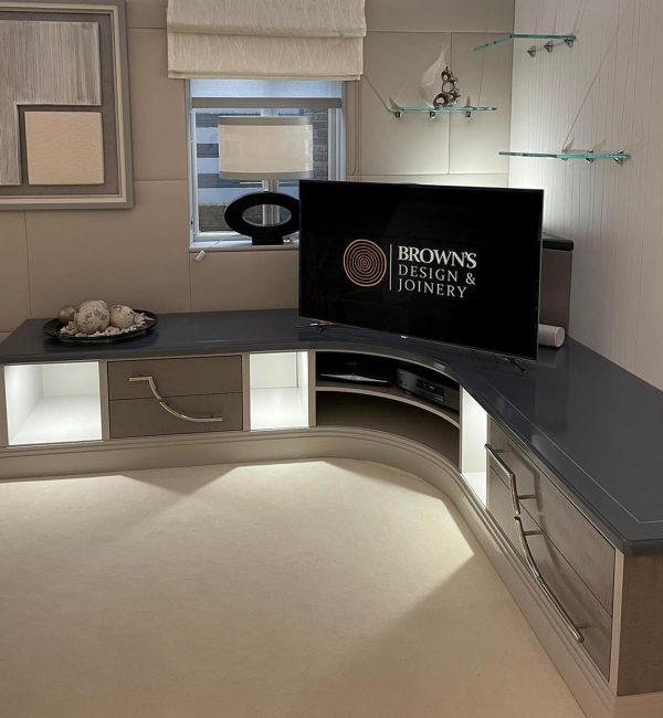 tv media units